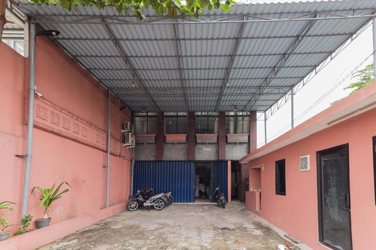 Reddoorz Syariah Near Stasiun Karet Hotel จาการ์ตา ภายนอก รูปภาพ