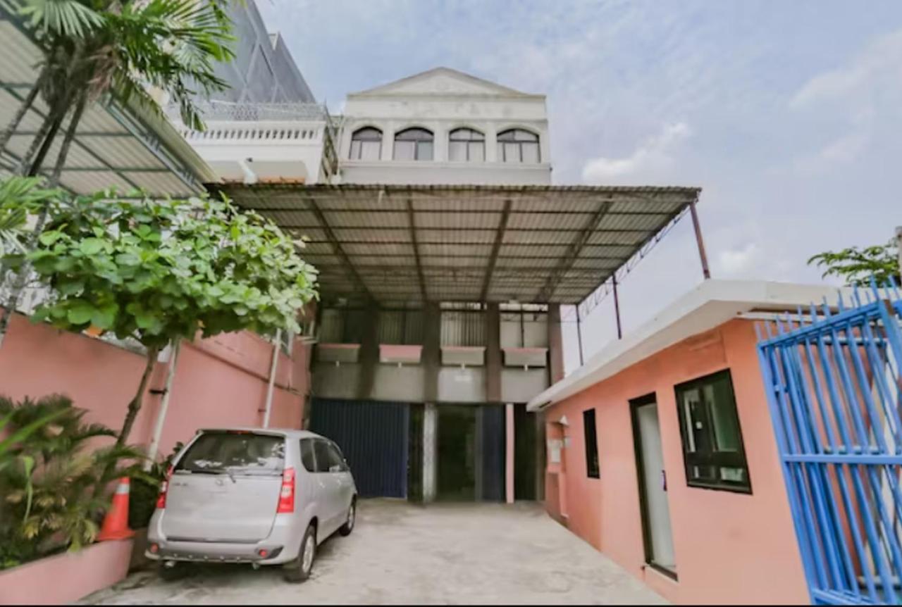 Reddoorz Syariah Near Stasiun Karet Hotel จาการ์ตา ภายนอก รูปภาพ